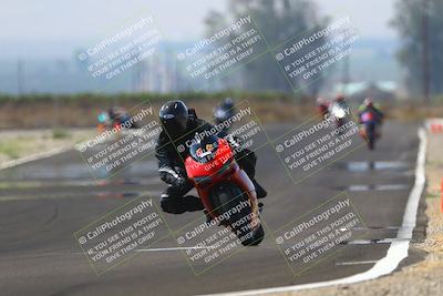 media/Sep-20-2025-TrackDaz (Sat) [[27f0cde673]]/A Group/2pm (Turn 9)/